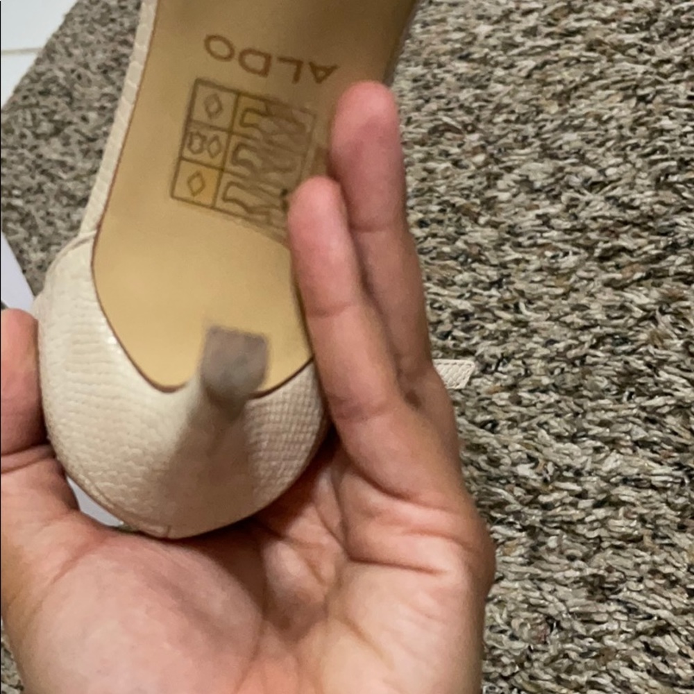 Heels - Picture 5 of 5